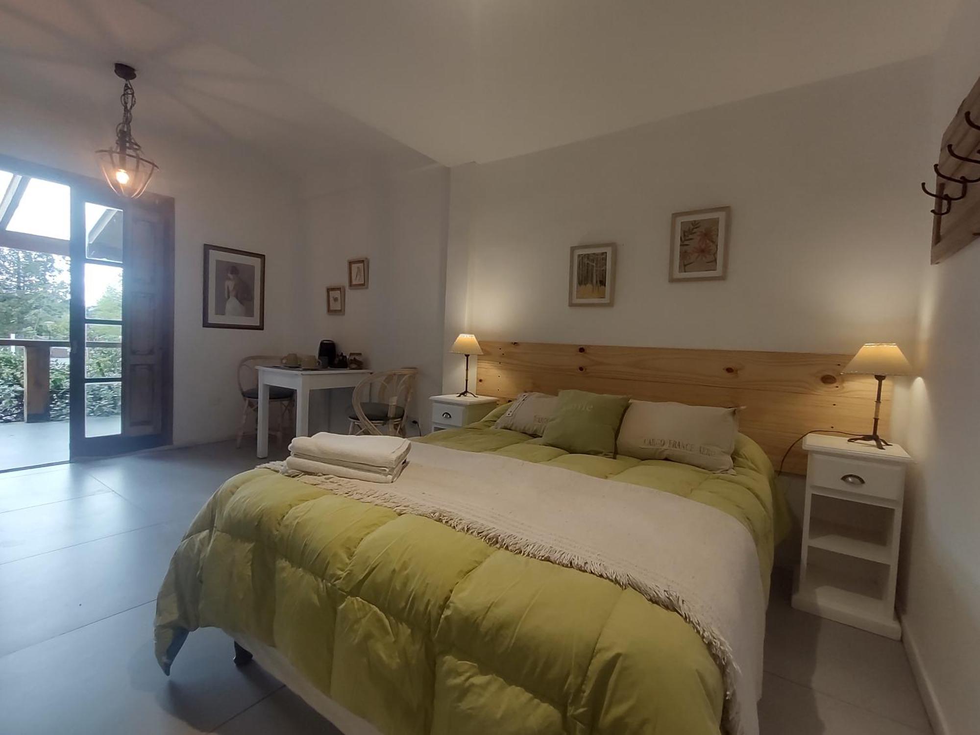 Hosteria Bajo Cero Villa La Angostura Room photo